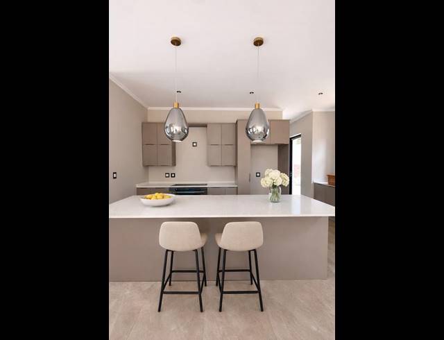 4 BEDROOM CLUSTER FOR SALE IN BRYANSTON